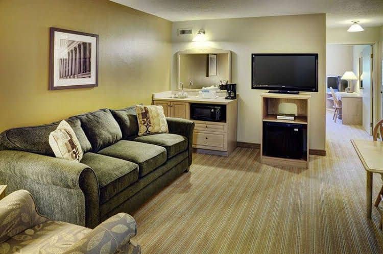 Best Western Harvest Inn and Suites
