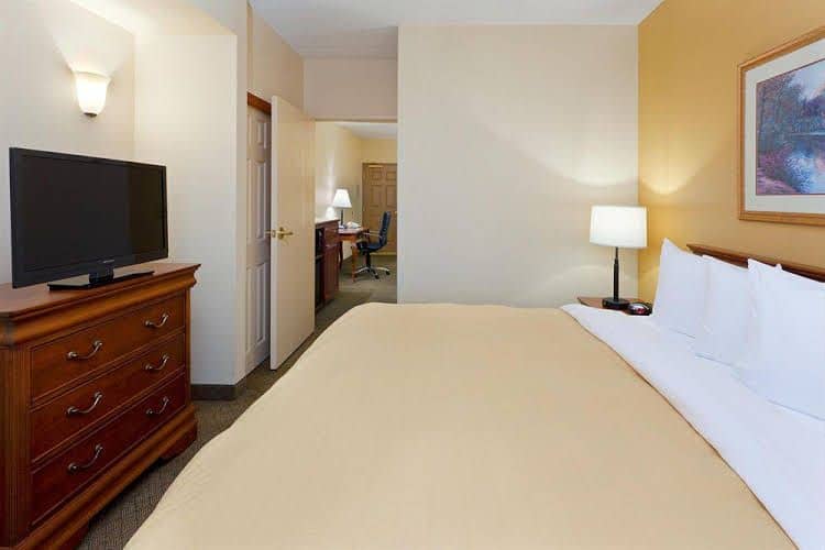 Country Inn and Suites By Carlson Newark AirportNJ