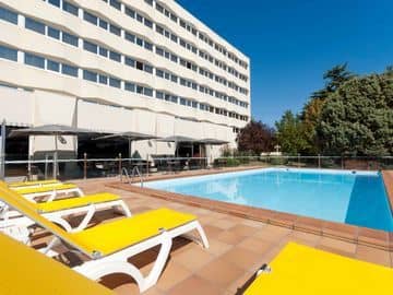 Mercure Ile de Nantes Mercure Ile de Nantes