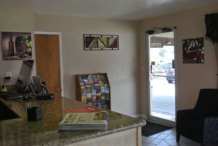 Vino Inn and Suites Vino Inn and Suites