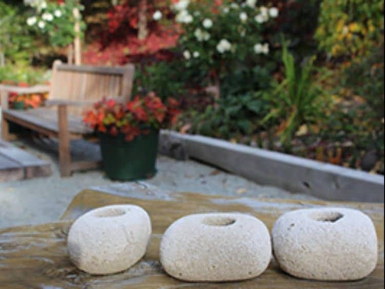 The Paddock Straw Bale Holiday Hous The Paddock Straw Bale Holiday Hous