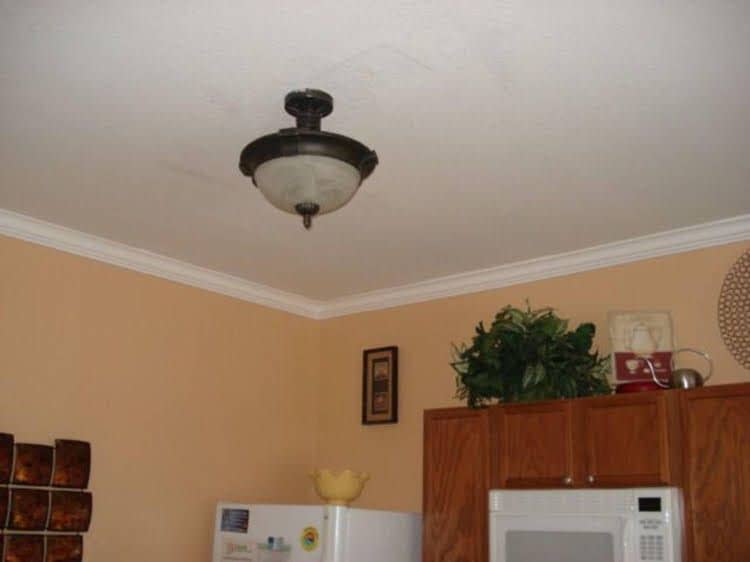 Windsor Hills Best Priced South Facing Pool End Unit Townhouse by RedA