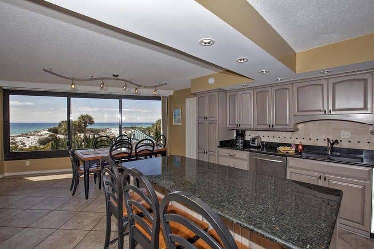 Beachside Towers at Sandestin by Panhandle Getaways