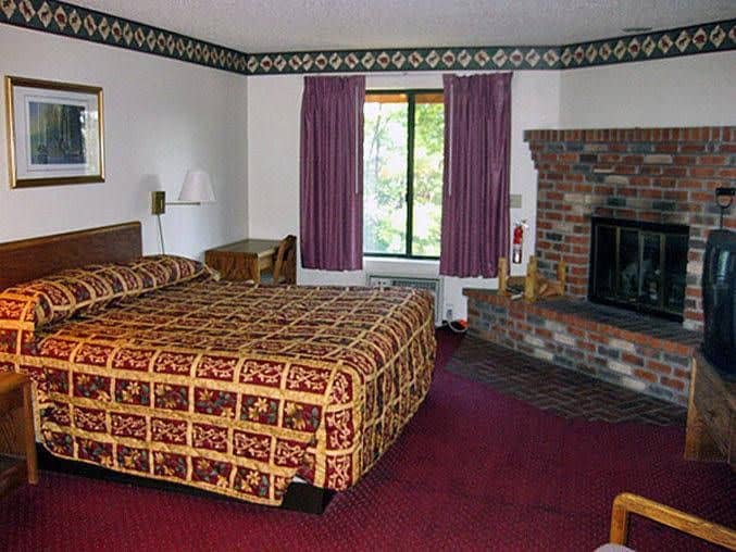 Bear Mountain Inn Bear Mountain Inn