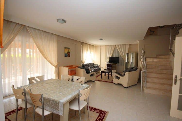 Paradise Town Villa Colm