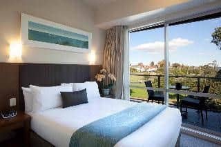 VR Takapuna