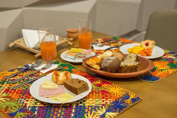 Amenit Amenit