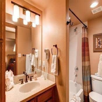 Village Point By Pinnacle Lodging
