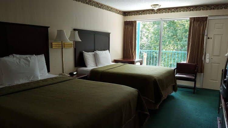 Ozarka Lodge