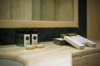 Soho Boutique Soho Boutique