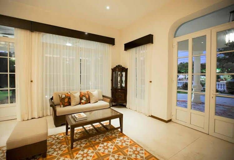 Mansion Delfina Mansion Delfina