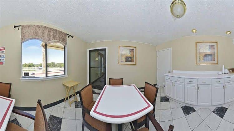 Americas Best Value Inn Red Oak