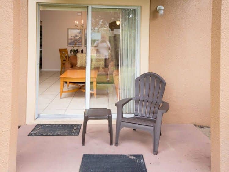 Marias Regal Palms Townhouse