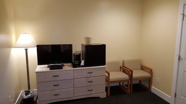 Captains Quarters Motel