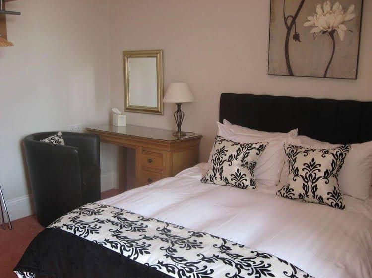 Shaftesbury Lodge Adults Only Shaftesbury Lodge Adults Only
