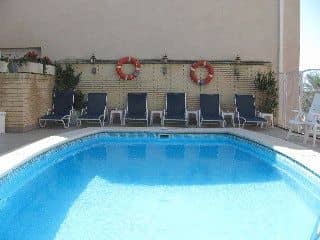 Rovira Hotel