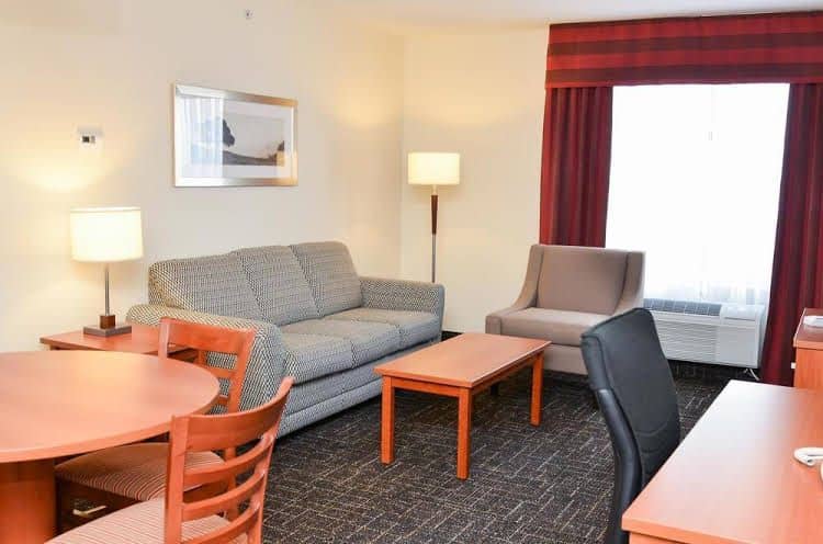 Best Western Thompson and Suites Best Western Thompson and Suites