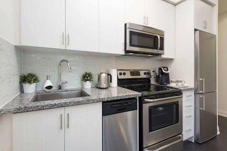 Diamond Vacation Homes Bayview Avenue