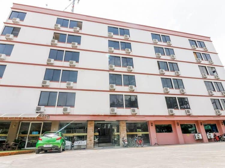 NIDA Rooms Grand Pagoda Wat Ket
