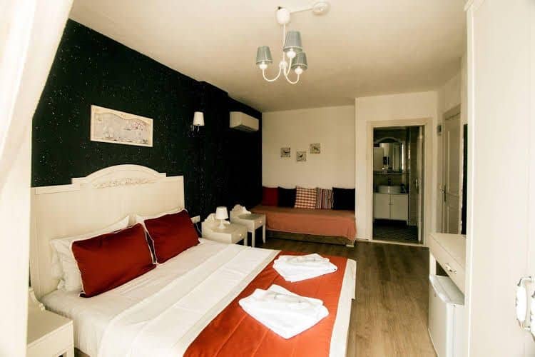 Sandal Alacati Adults Only