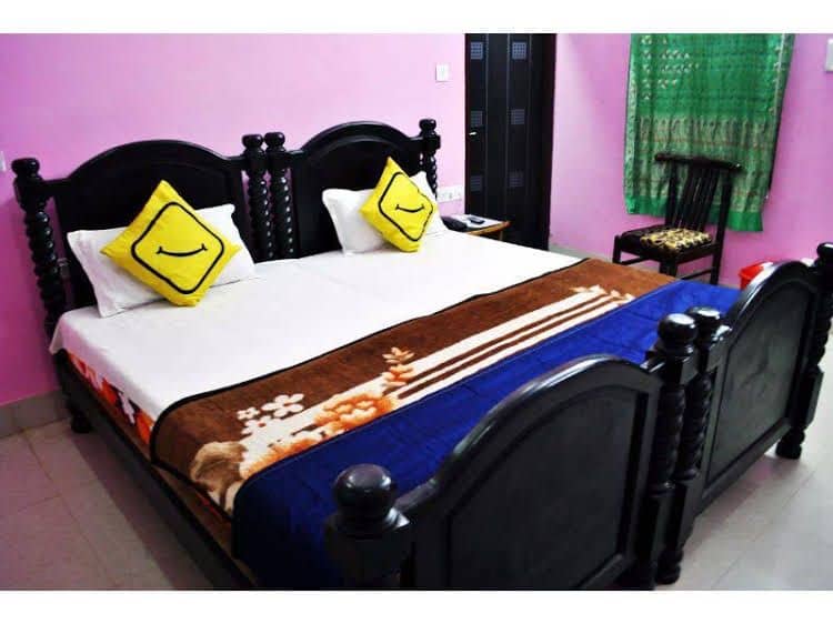 Vista Rooms at Hanuman Mandir Vista Rooms at Hanuman Mandir