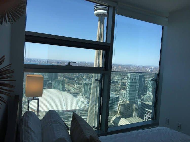 TO Stays York and Lakeshore TO Stays York and Lakeshore