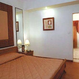 OYO Premium Shahibaug Airport Road
