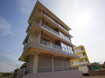 OYO Rooms Dabolim Near Dominos