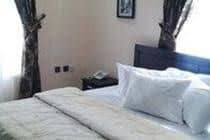 Queen Idia Suites