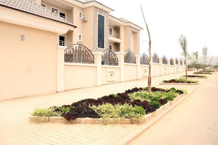 Residency Twin House Residency Twin House
