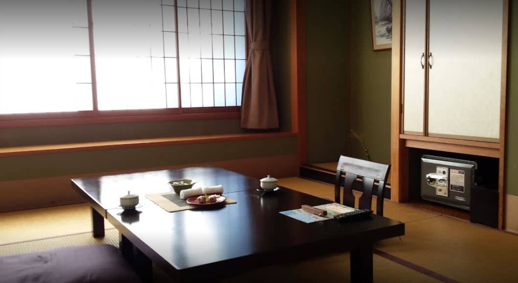 Ryotei Hamanasu