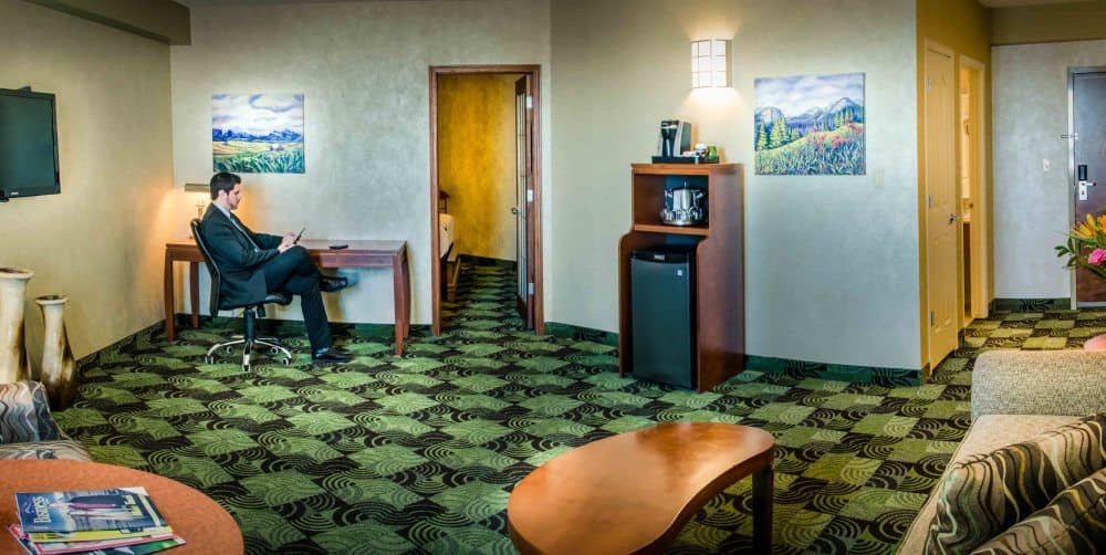 Deerfoot Inn & Casino