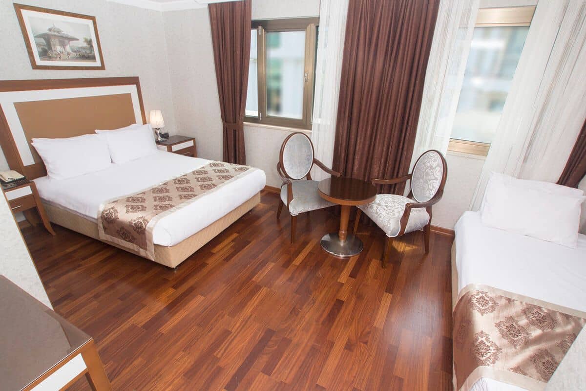 Nova Plaza Park Hotel