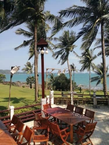 Rayong Beach Condotel Apartment first line to the sea