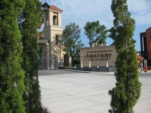 Boulevard Tuscany Holiday Home