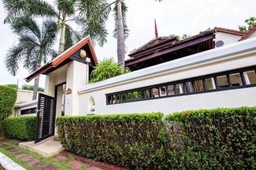 Vivi Holiday Villa