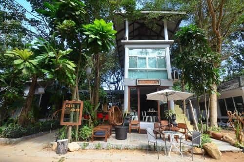 Ball Cafe' KohMak