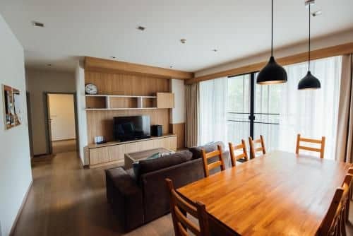 23 Degree Condominium R76 23 Degree Condominium R76