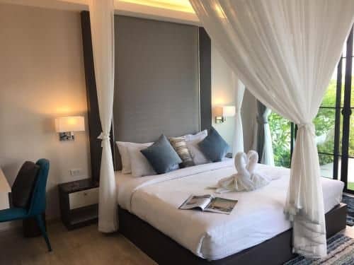 La Playa Beach Front Pool Villa Cha-am Huahin