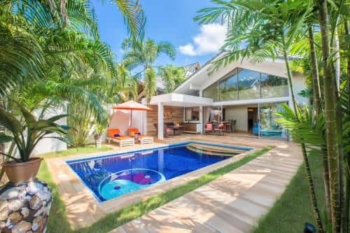 Beachside Villa Aperol with beachclub and hotel facilities