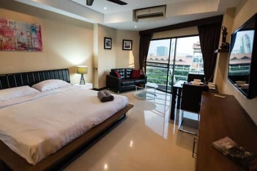 ViewTalay 2B Condo by GrandisVillas