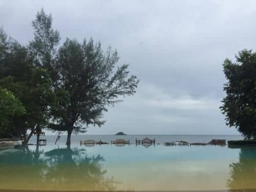 Away Baan Nub Kluen Beach Front