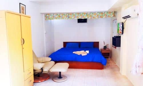 Canterbury Tales Guesthouse 10A