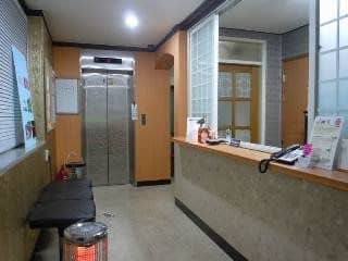 Goodstay Montblanc Motel