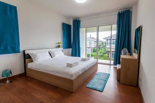 Soothing and Relaxing Jinbei Villa 208