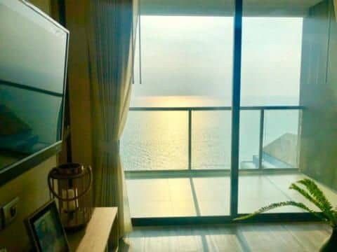 Beachfront Jomtien - Pattaya Smile