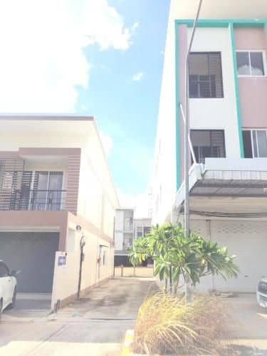 Rachakrit Residence