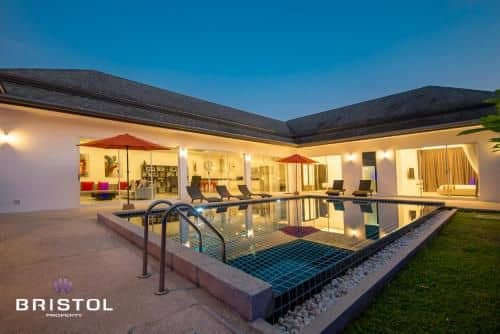 Contemporary 3 bedrooms stylish pool villa