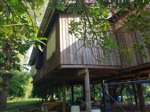 Baanthonglang Homestay