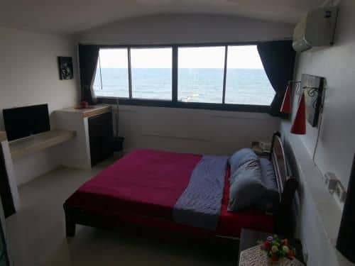 ALEX ROOM S ON THE BEACH
